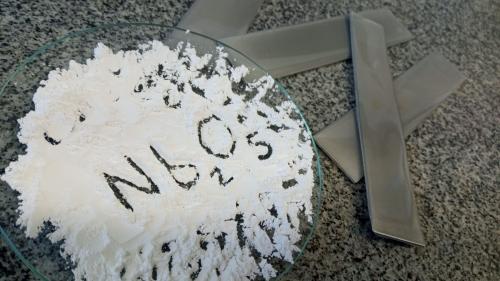 Avaliação das propriedades de um revestimento epóxi Nb2O5 aplicado em metais